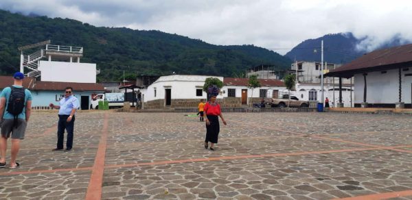 Tour Privado a San Juan la Laguna y Santiago Atitlán - Imagen 13