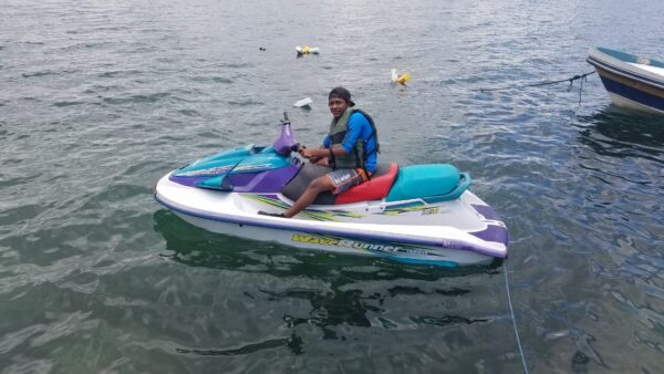 Motos acuáticas en Lago Atitlán (Motos Nauticas) / Jet Sky, Personal Watercraft o PWC