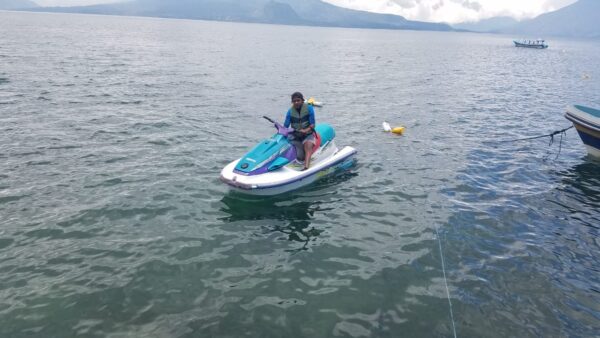Motos acuáticas en Lago Atitlán (Motos Nauticas) / Jet Sky, Personal Watercraft o PWC - Imagen 5